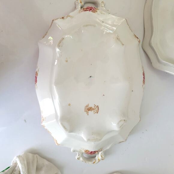 Antique T&R Boote Covered Vegetable Dish Rosebud Semi Porcelain Cottagecore - Picture 12 of 16